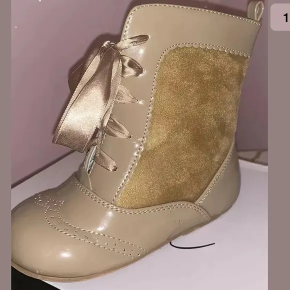 Children shoes