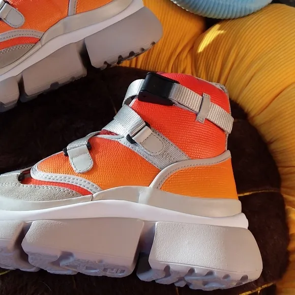 Chloe Napa Sonnie High Top Sneaker 6/36