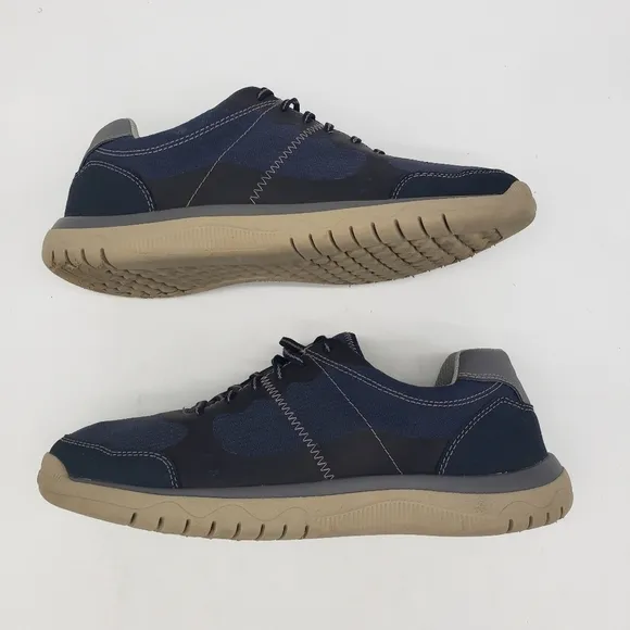 Clarks Shoes Mens 8.5 Votta Edge Blue Canvas Low Top Oxford Sneakers