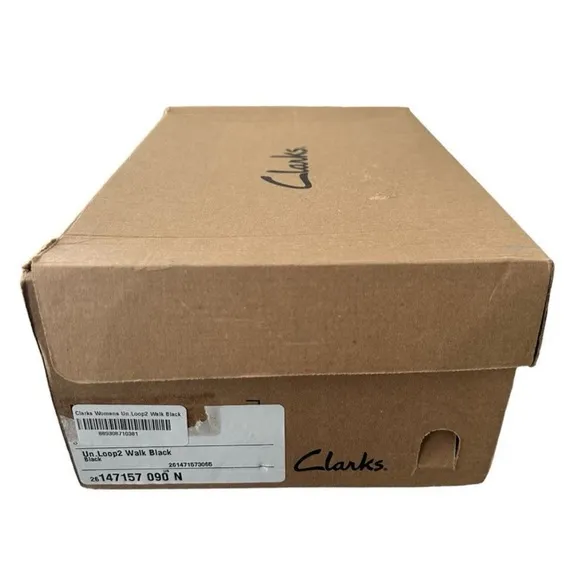 Clarks Unstructured Loop 2 Women’s Walking Shoe All Black Size 9