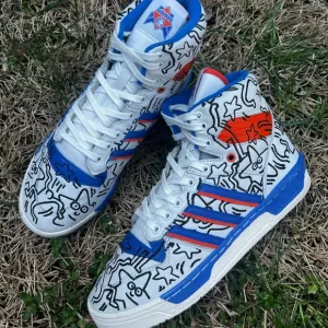 CLEAN Adidas Rivalry x Keith Haring Size 9 Mens shoes