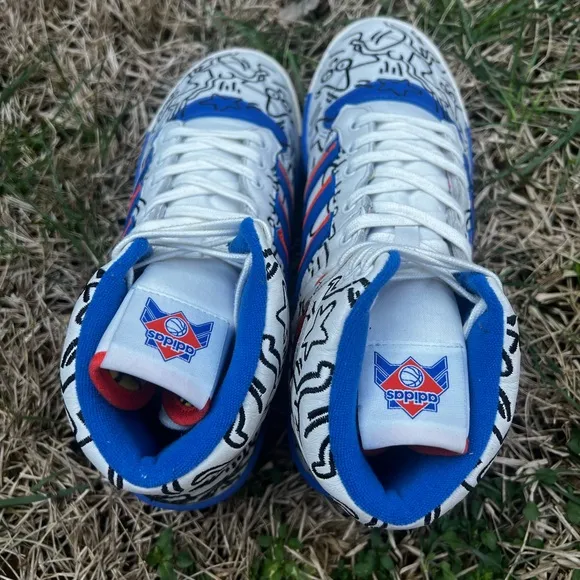 CLEAN Adidas Rivalry x Keith Haring Size 9 Mens shoes