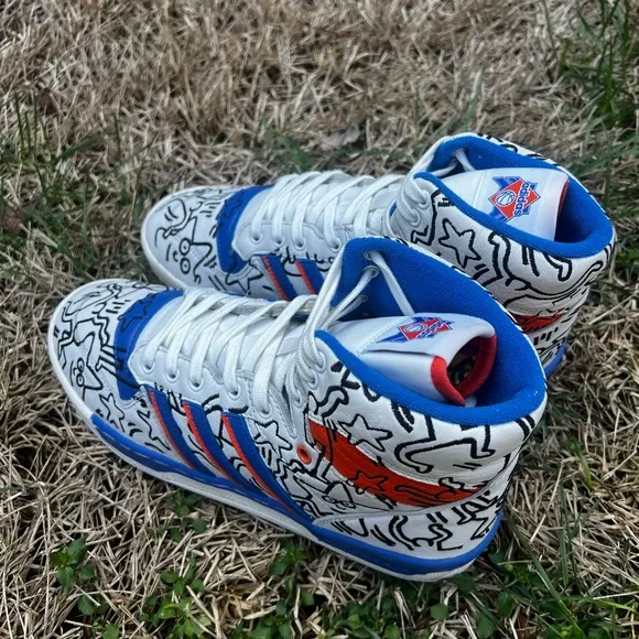 CLEAN Adidas Rivalry x Keith Haring Size 9 Mens shoes