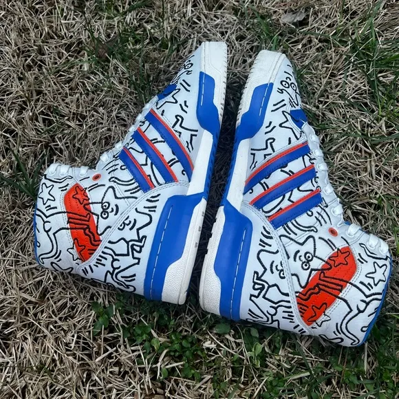 CLEAN Adidas Rivalry x Keith Haring Size 9 Mens shoes