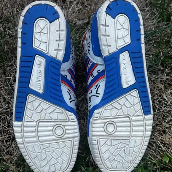 CLEAN Adidas Rivalry x Keith Haring Size 9 Mens shoes