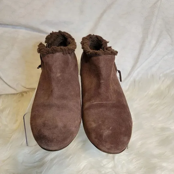 COLE Haan Callie Women's Size 10.5 B Waterproof Brown Suede Ankle Booties Shoes