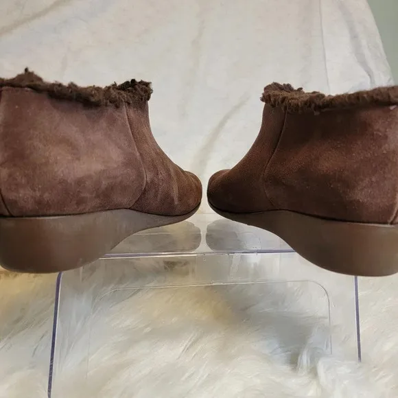 COLE Haan Callie Women's Size 10.5 B Waterproof Brown Suede Ankle Booties Shoes