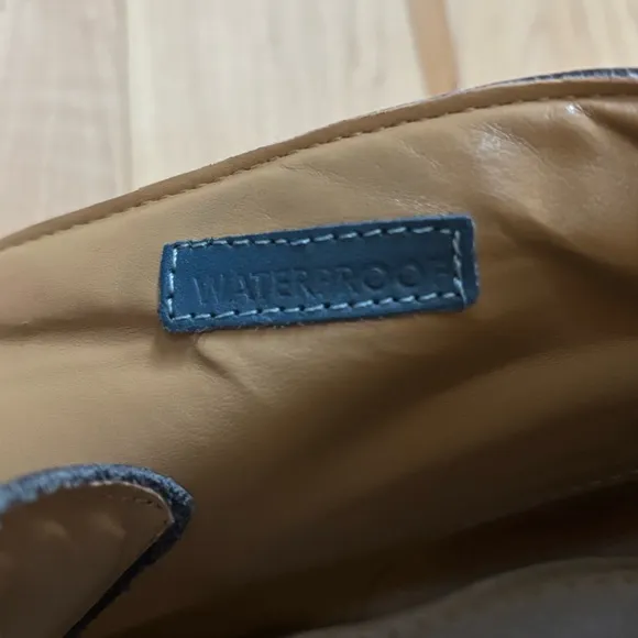 Cole Haan Waterproof Chukka Boots Dress Shoes