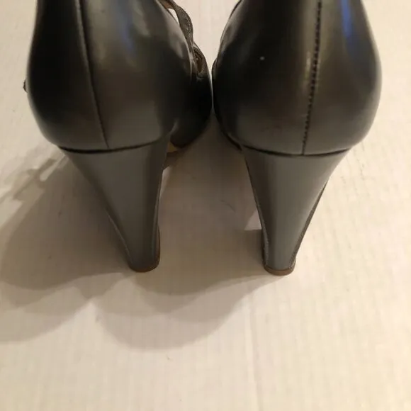Cole Haan women's leather high heel shoes  size: 8B   heel height: 4&quot;
