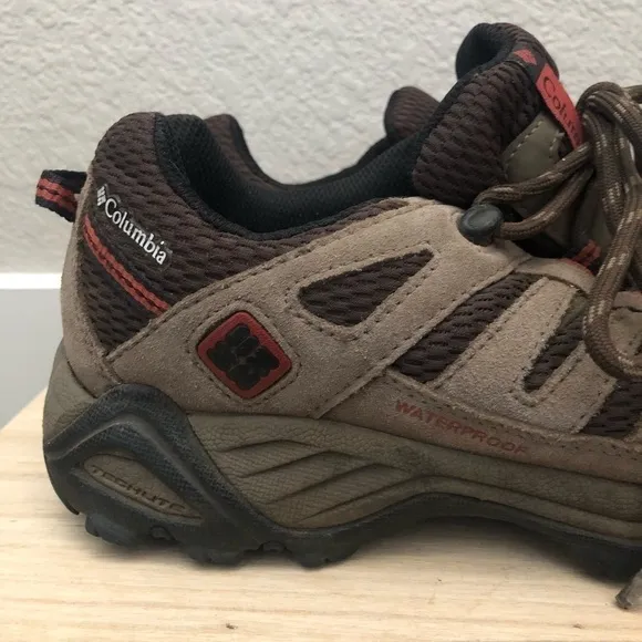 Columbia Brown &amp; Red North Plains II Waterproof Low Hiking Shoes 7.5