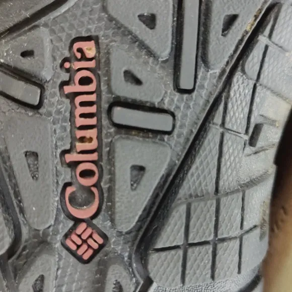 Columbia PeakFreak Venture Low Brown Suede Waterproof Hiking Shoes Size 10.5