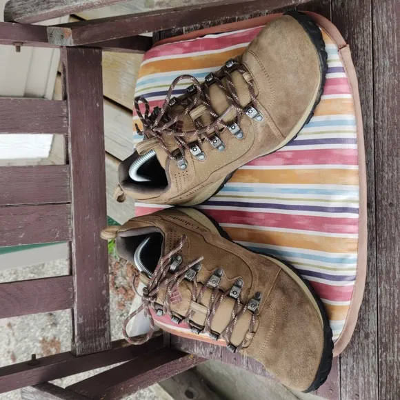 Columbia PeakFreak Venture Low Brown Suede Waterproof Hiking Shoes Size 10.5