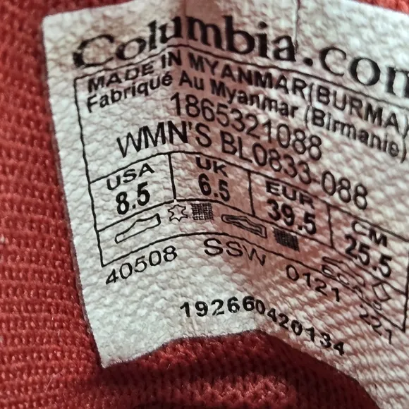 Columbia Redmond V2 Mid Women's Waterproof Hiking Boots Shoes Size 8.5