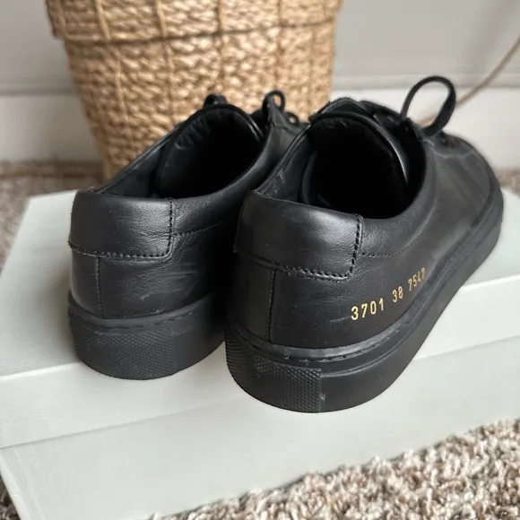 COMMON PROJECTS Women’s Original Achilles Shoes