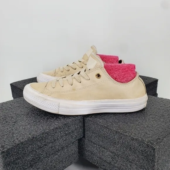 Converse Chuck II Craft Leather Low Top Women 7 Shoes 555956C Sneakers