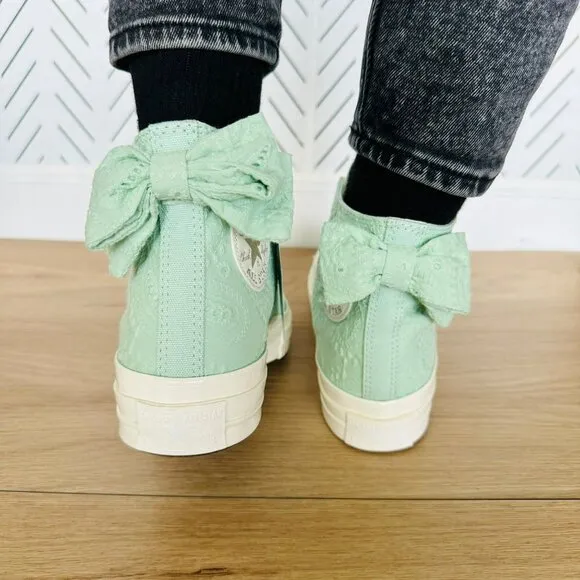 ⭐Converse Chuck Taylor All Star 70 High Bow Sz 7.5 Women's Shoes Green A10245C