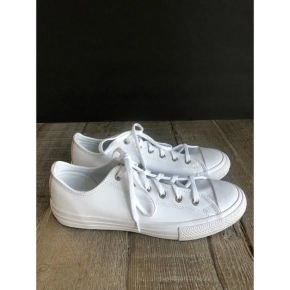 CONVERSE chuck taylor all star leather kids  white Low SHOES SIZE 6