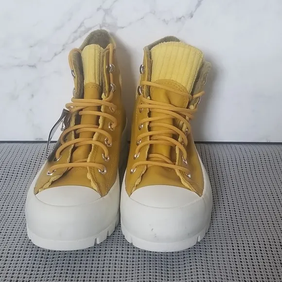 CONVERSE CHUCK TAYLOR ALL STAR LUGGED Women's Yellow High-Top Sneakers Shoes 7.5