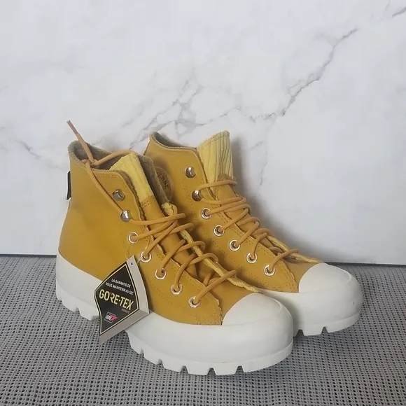 CONVERSE CHUCK TAYLOR ALL STAR LUGGED Women's Yellow High-Top Sneakers Shoes 7.5