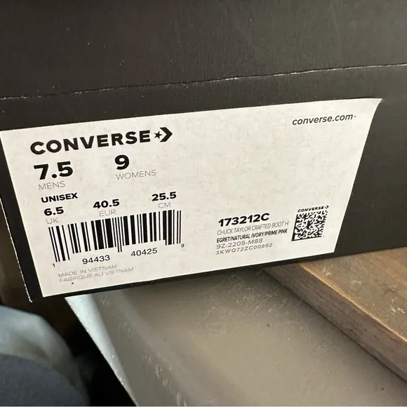 Converse Chuck Taylor Crafted Leather Terrain Boot Mens 7.5 Womens 9