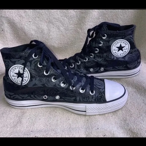 Converse Chuck Taylor Women’s 10 All Star Black Gray Rose Floral Sneakers Hi Top