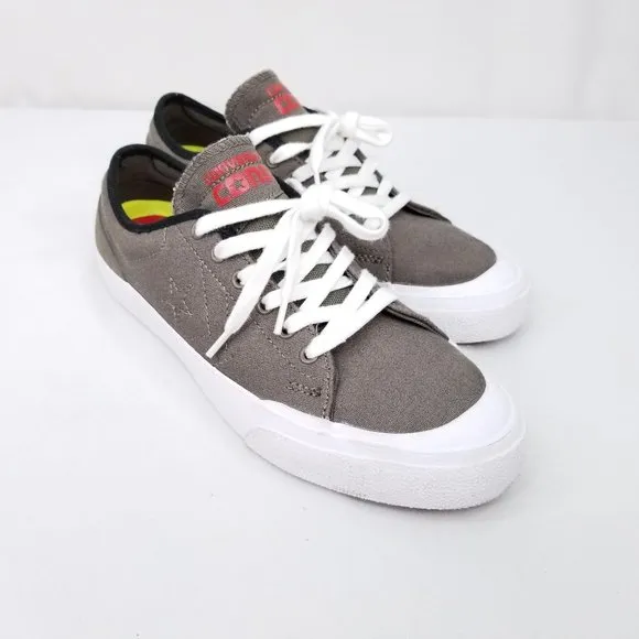 Converse Cons Low Top Sneakers Mens 8 Womens 10