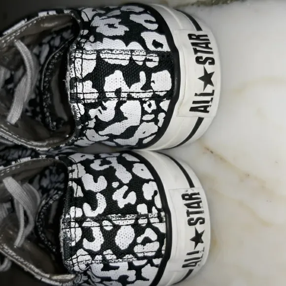 Converse HTF Chuck Taylor All Star Low-Top Casual Sneakers-Polka Dot Floral