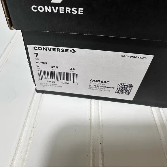 Converse Lift Platform Petite Petals high top shoes black women’s 7