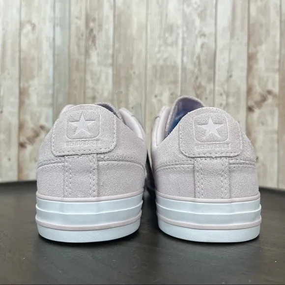 Converse Star Player Ox “Barely Rose” Leather Sneaker Size 10 Men