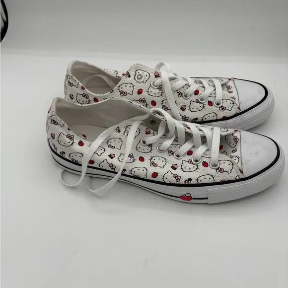 Converse Unisex Chuck Taylor All Star Low x Hello Kitty Shoes 163916FW 10M 8