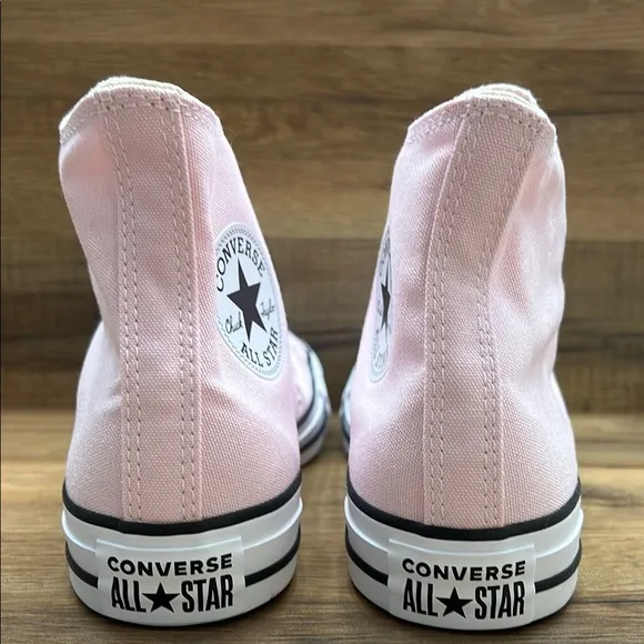 Converse Women's light Pink High-Top Sneakers