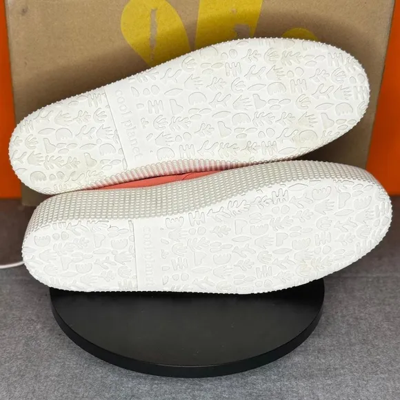 Cool Planet By Steve Madden Stream Coral Canvas Low Top Platform Sneakers Size 9