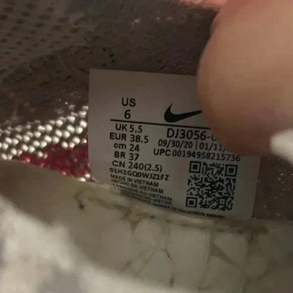 COPY - Nike Shoes - Sz. 6M / 8W