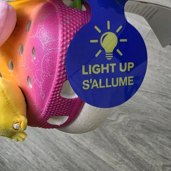 Crocs Care Bears Crush Clog Size M4 W6 Multicolor Light Up S'allume