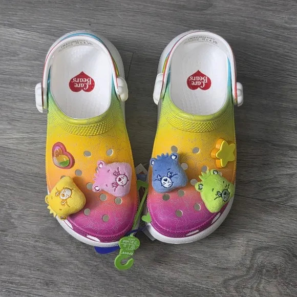 Crocs Care Bears Crush Clog Size M4 W6 Multicolor Light Up S'allume