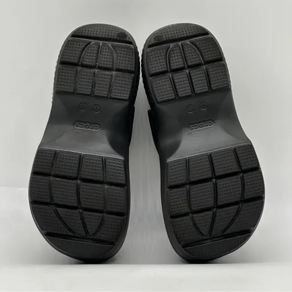 Crocs Stomp Platform Comfort Shoes. Size 9