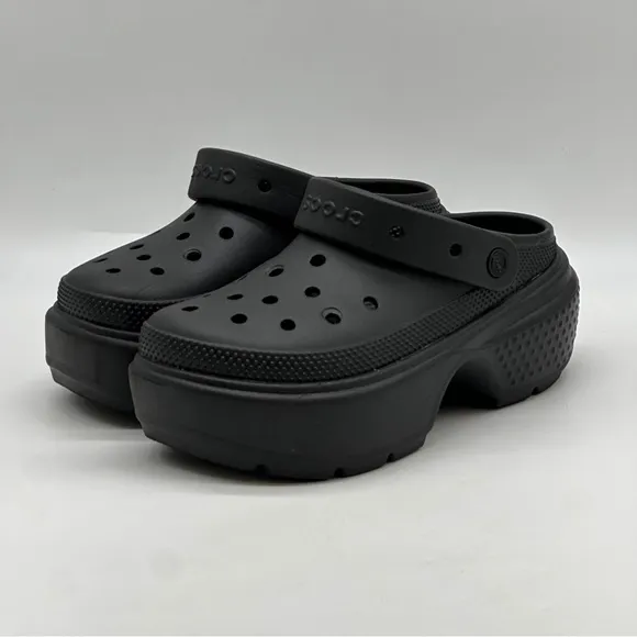 Crocs Stomp Platform Comfort Shoes. Size 9
