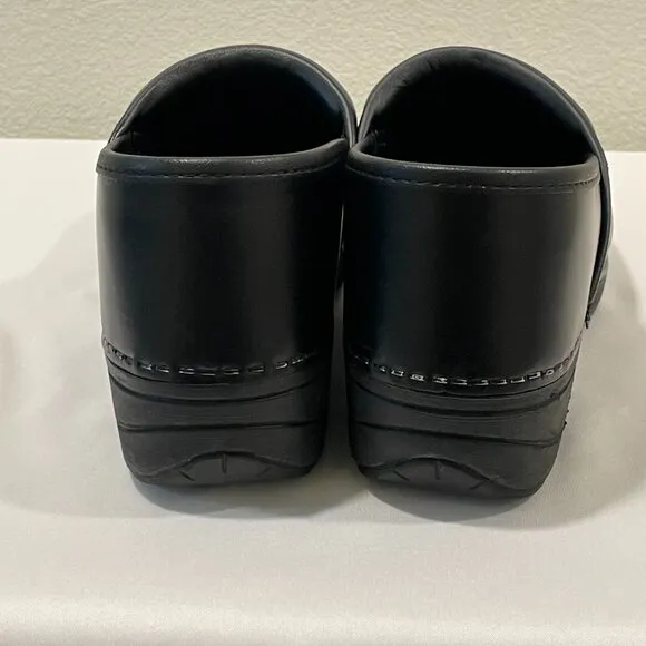 DANSKO Classic Professional &quot;Cabrio&quot; Leather Clog, Black - 36-5.5/6