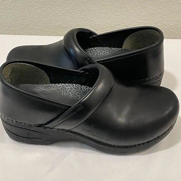 DANSKO Classic Professional &quot;Cabrio&quot; Leather Clog, Black - 36-5.5/6