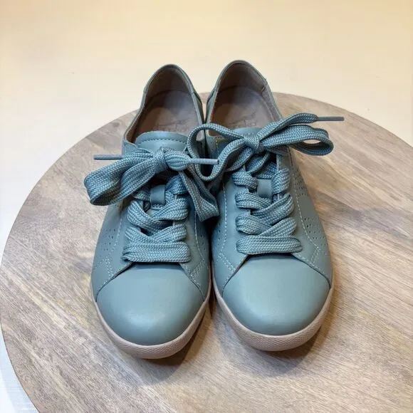 Dansko Orli Blue Aqua Leather Lace-Up Shock Sole Comfort Sneakers US‎ Size 6.5