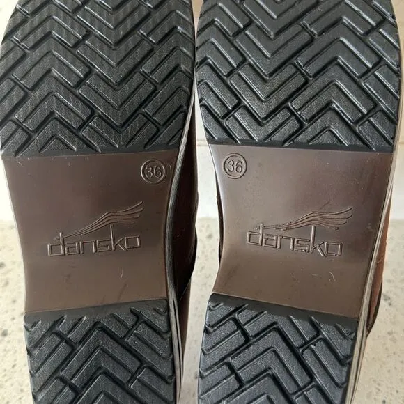 Dansko Professional Brown Leather Clogs Slip On Shoes Women's Size 36 EUC