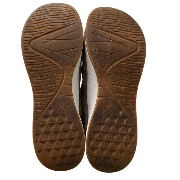 Dansko Women’s Charlie sneaker shoes Tan suede Size 39