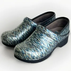 Dansko Women's Size US 8.5 - 9 EU 39 LT Pro Blue Waves Clogs Professional Shoes