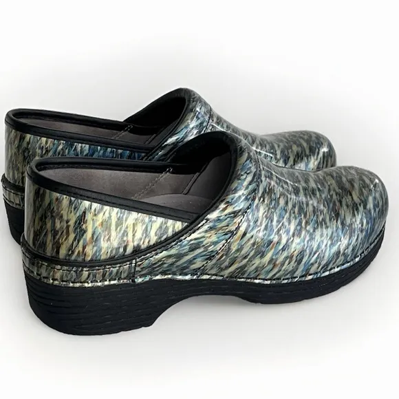 Dansko Women's Size US 8.5 - 9 EU 39 LT Pro Blue Waves Clogs Professional Shoes