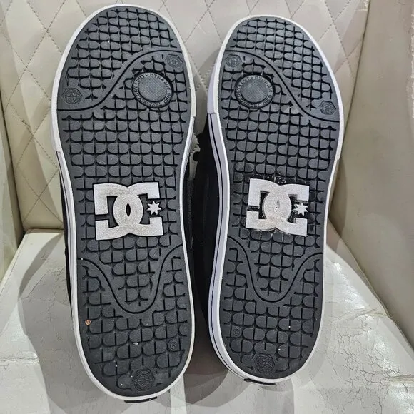DC Mens Pure Skate Shoes Black White Leather Upper Rubber Sole Size 15