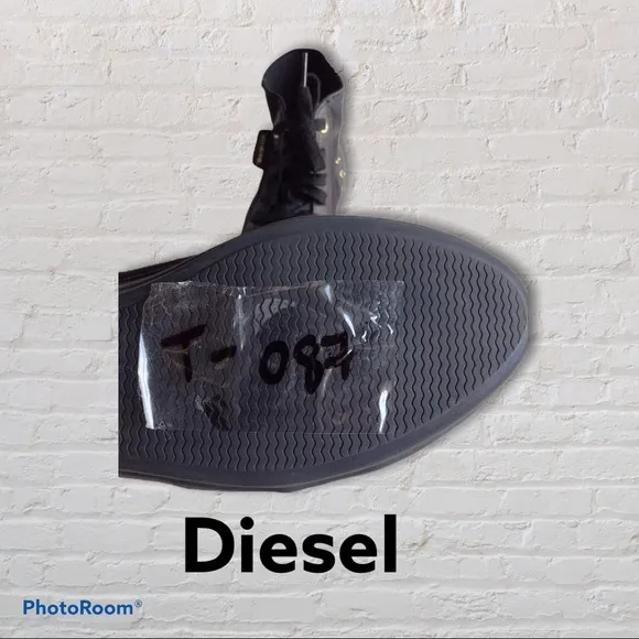 DIESEL Black Daily High Top Sneakers.  Lux**