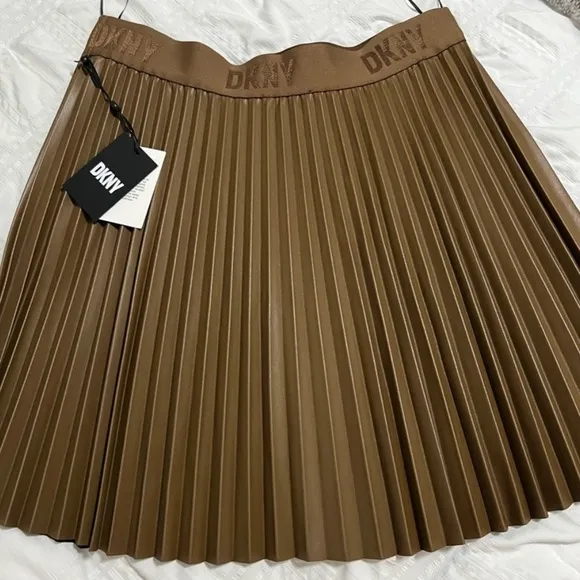DKNY Faux Leather Pleated Accordion Skirt light olive green high waist Large