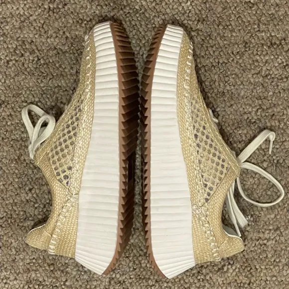 Dolce Vita‎ Dolen Women's Athletic Lt Natural Raffia Shoes.