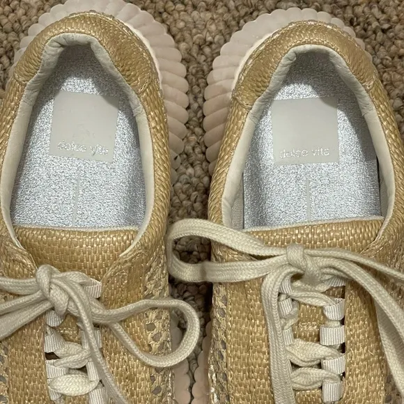 Dolce Vita‎ Dolen Women's Athletic Lt Natural Raffia Shoes.
