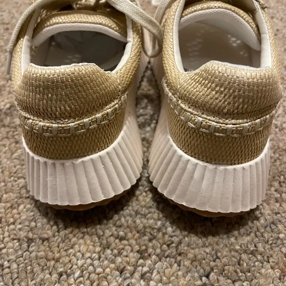 Dolce Vita‎ Dolen Women's Athletic Lt Natural Raffia Shoes.